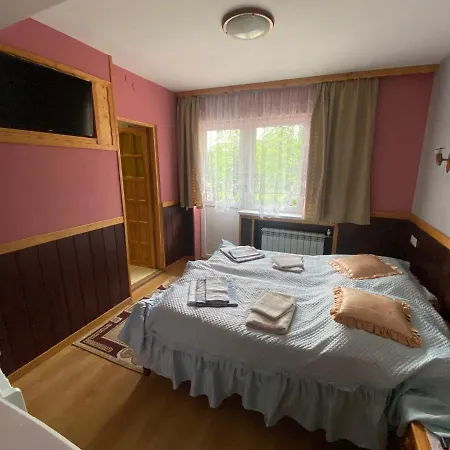 Wynajem Pokoi Gościnnych Jaś I Małgosia *