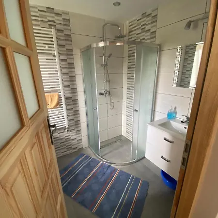 Wynajem Pokoi Goscinnych Jas I Malgosia Hostel