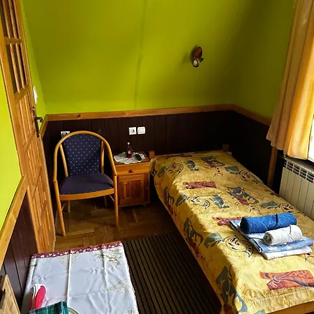 Wynajem Pokoi Goscinnych Jas I Malgosia Hostel *