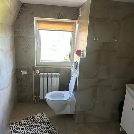 Wynajem Pokoi Goscinnych Jas I Malgosia Hostel