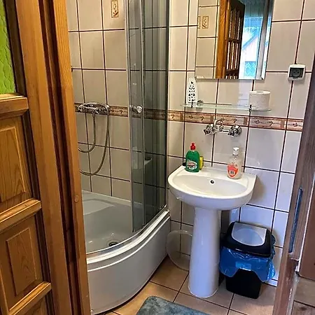 Wynajem Pokoi Goscinnych Jas I Malgosia *